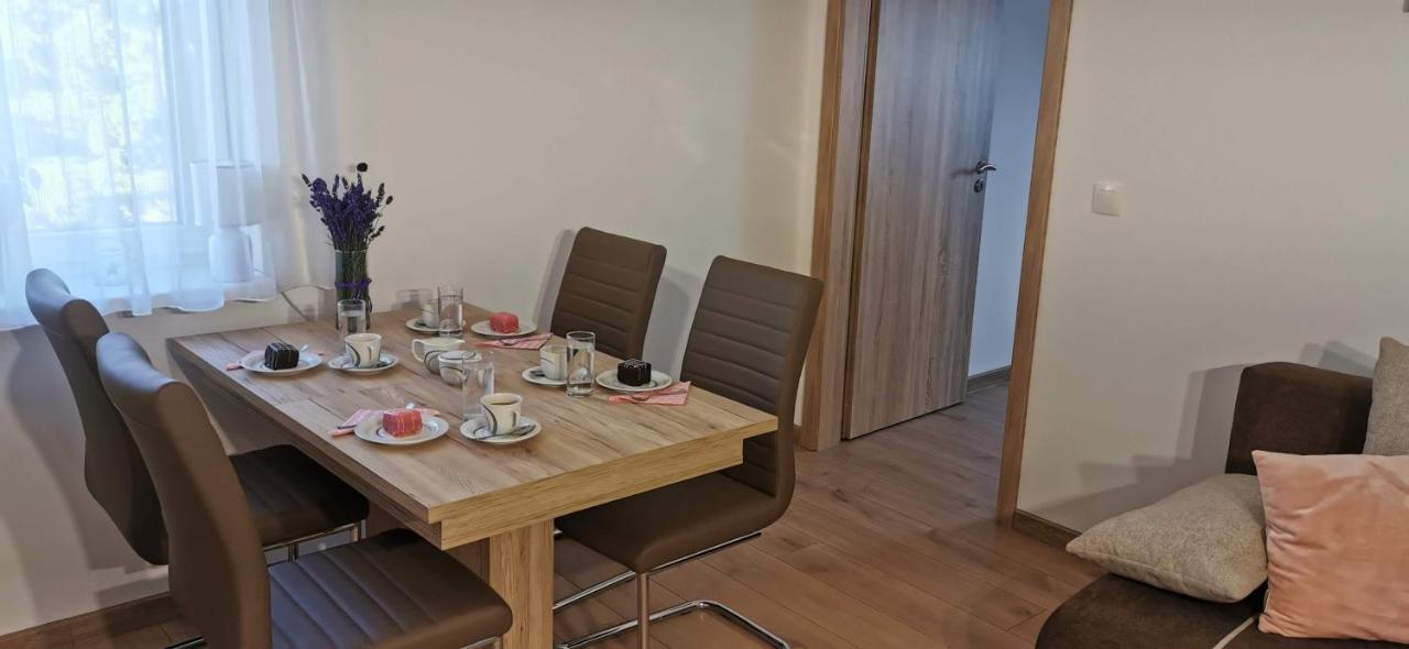 Dalia Apartman Тихани Екстериор снимка