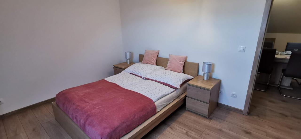 Dalia Apartman Тихани Екстериор снимка